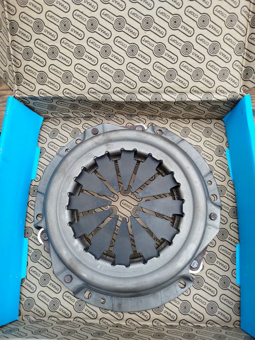 Продам корзину, диск зчеплення, і вижимний підшипник на ВАЗ 2108