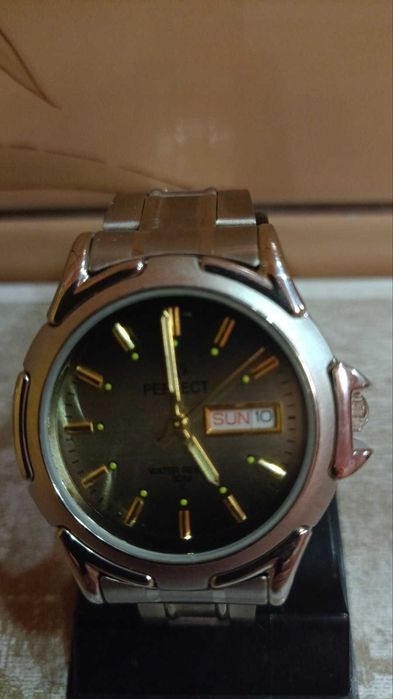 Zegarek męski data Perfect