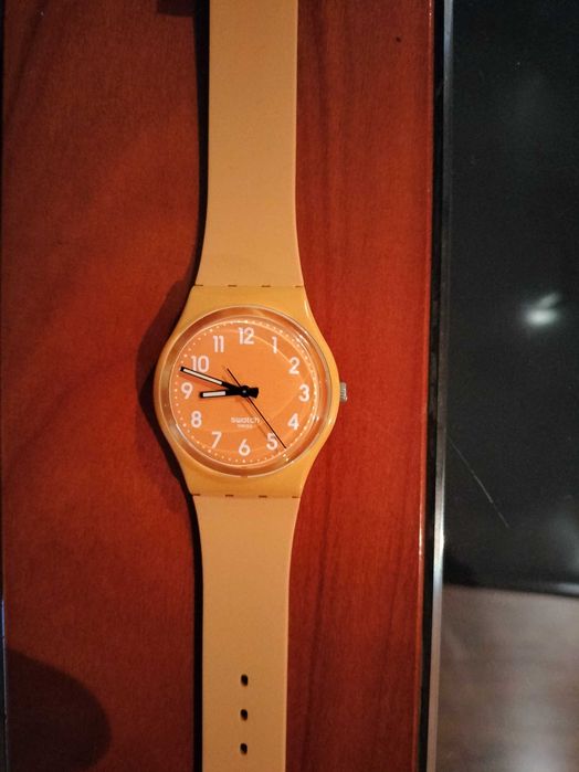 Relógio Novo com fatura