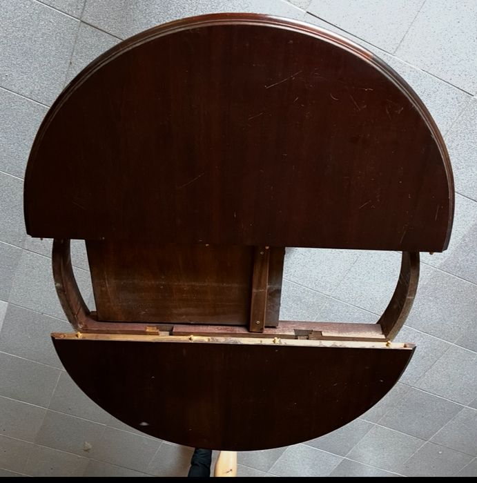 Mesa redonda extensivel