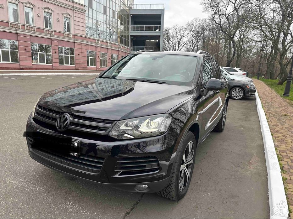 Продам машину  Volkswagen Touareg  официал