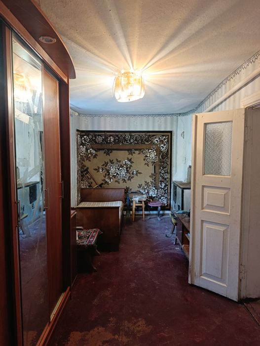 Продається будинок р-н Готвальда