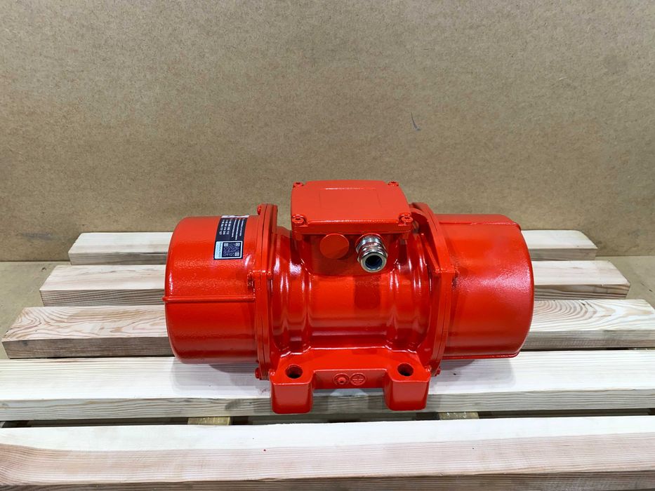 elektrowibrator / silnik wibracyjny 0,525kW 1500obr.