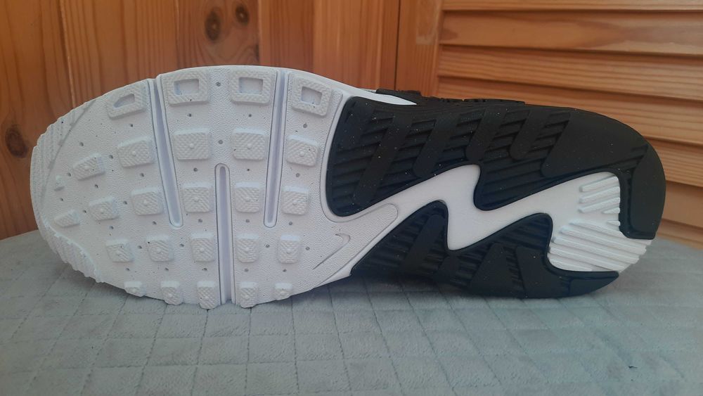 Кросівки NIKE AIR MAX EXCEE LEATHER DB2839-002 (Оригінал) EUR 41 26 см