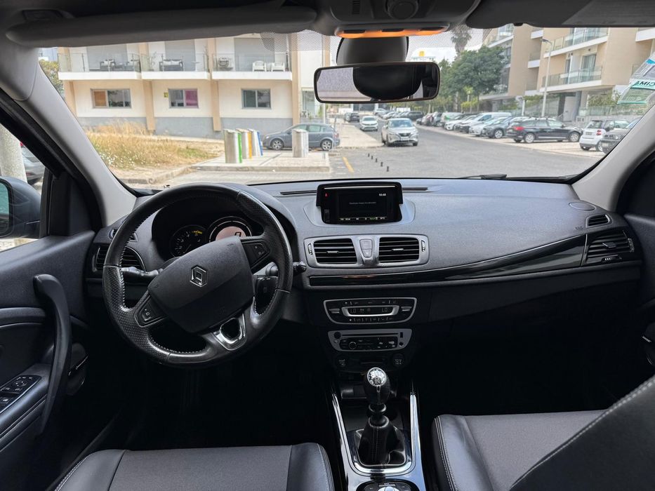 Renault Mégane Break — fotografia 10