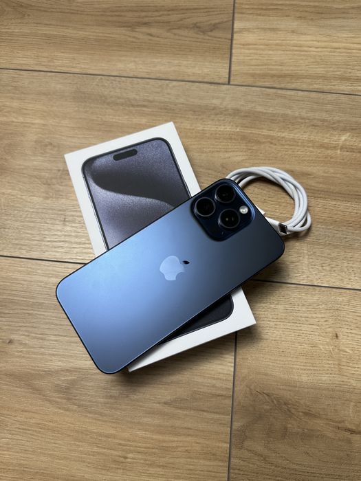 Apple iPhone 15 PRO MAX 256GB super stan, komplet!