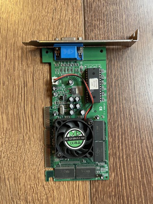 Placas gráficas / Placas de som / Placas de rede (PCI / AGP / ISA)64552040719233121