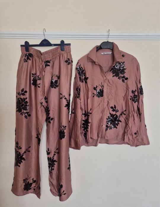 Костюм Zara з брюками