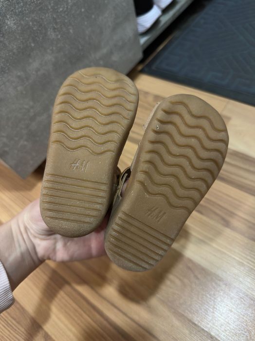 Босоніжки H&M для хлопчика