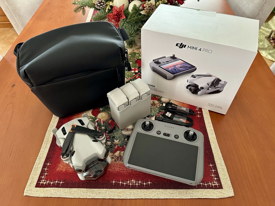 DJI Mini 4 Pro - Fly more combo, com garantia