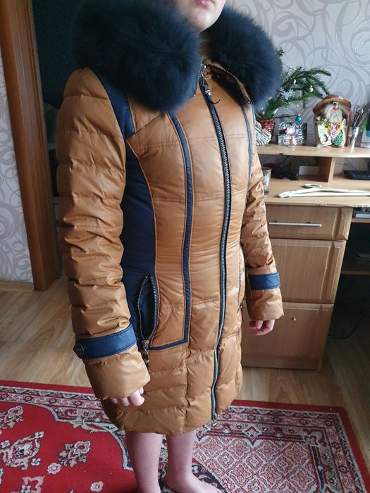 Продам пуховик,розмір s.