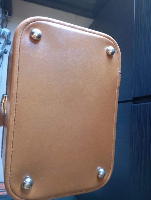 Necessaire antigo com espelho troco por jogos