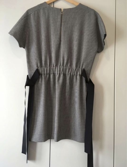 Vestido curto tecido escocês - ZARA