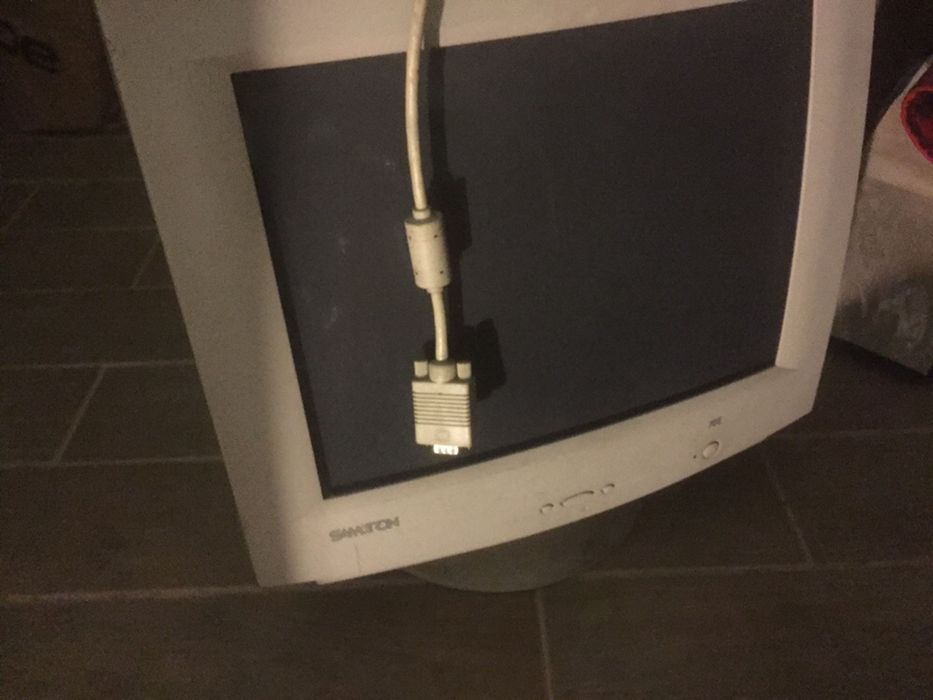 Monitors and tower64584769193730121