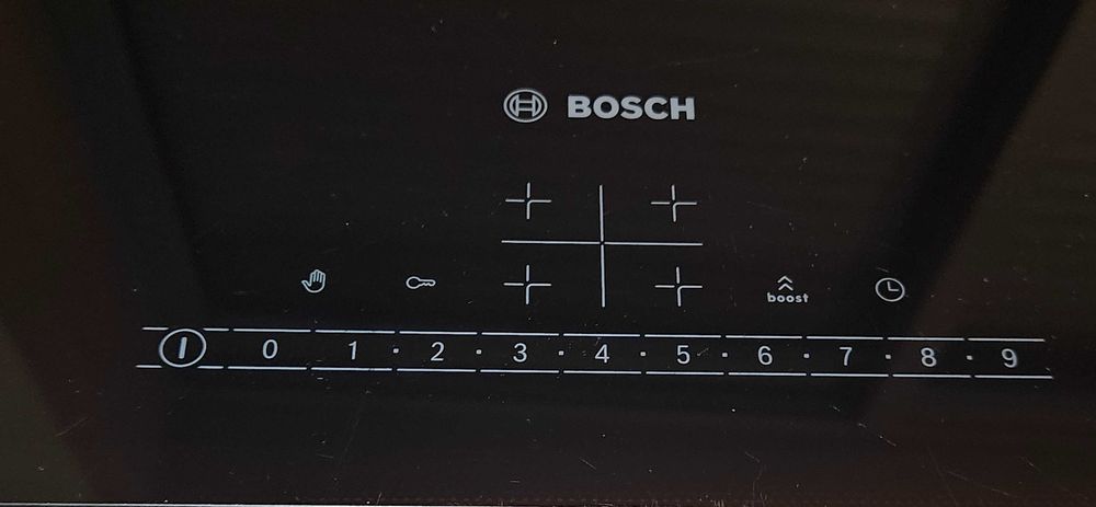 placa de indução Bosch PUE611FB1E (60 cm).