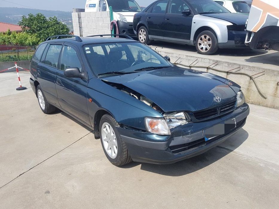 Toyota Carina Sw para peças