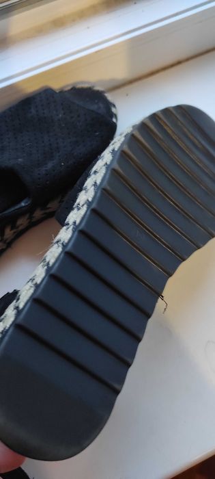 Дитячі босоніжки на дівчинку