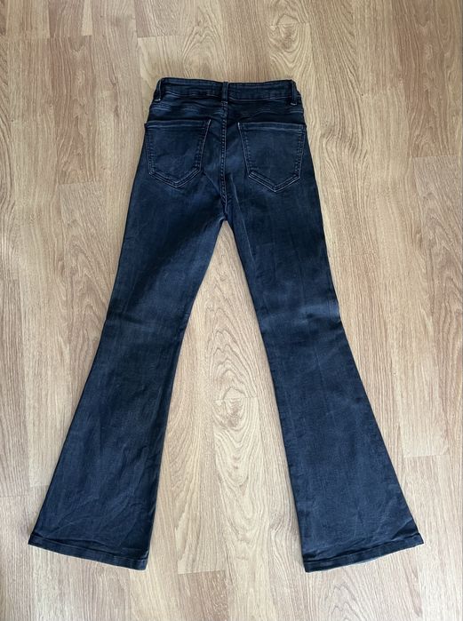 Calças ganga pretas Mango Flare