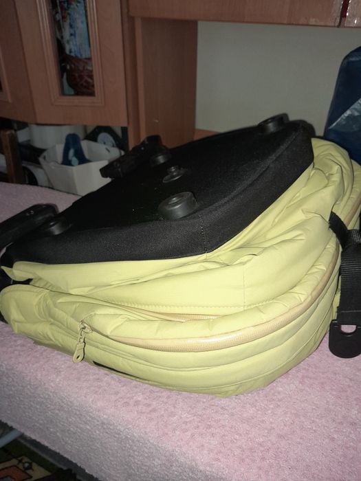 Відам переноску для тварин.тільки читаїте будласка ,що написано в огол