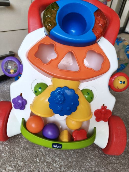 Ходунки ігровий центр CHICCO