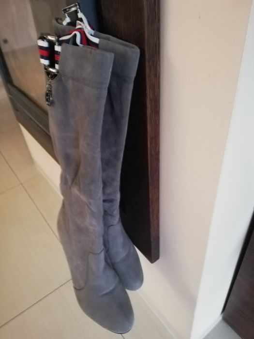 Wiosenne kozaki zamszowe rozm. 39