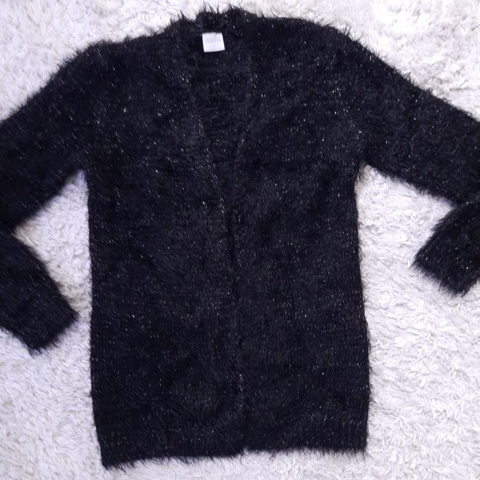 Sweterek kardigan ciepły czarny r.152