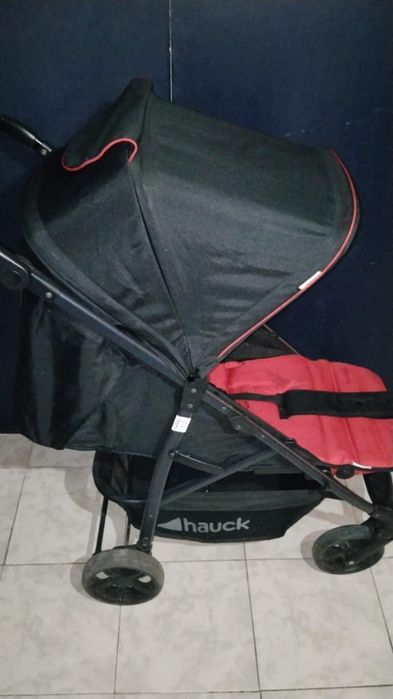 Carrinho de passeio460850676042967042