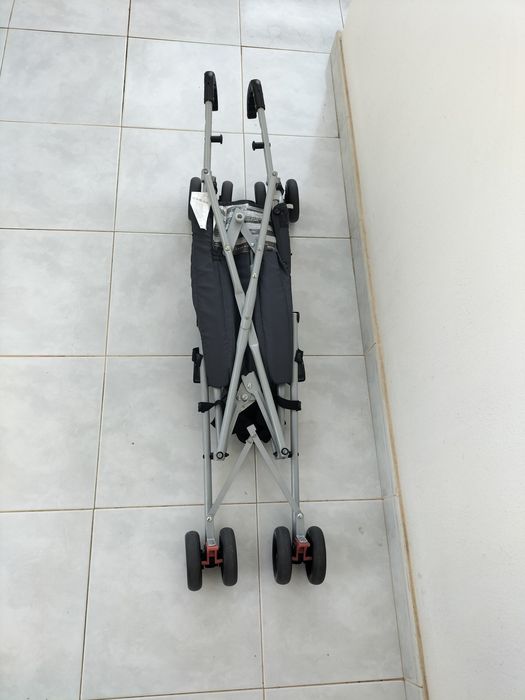 Carrinho bebé/criança marca ZY SAFE