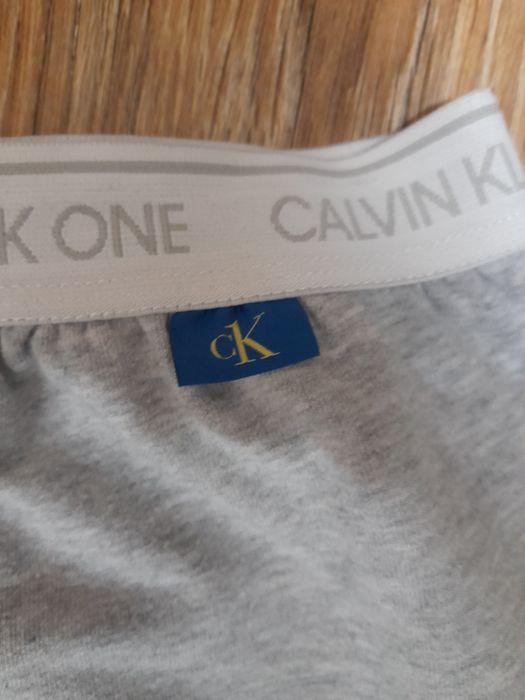 Шорты Calvin Klein. Оригинал. Размер М.