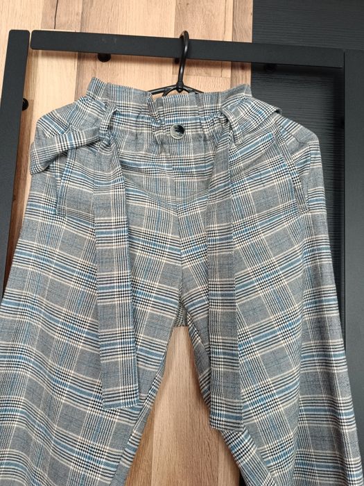 Spodnie kratka ,pasek