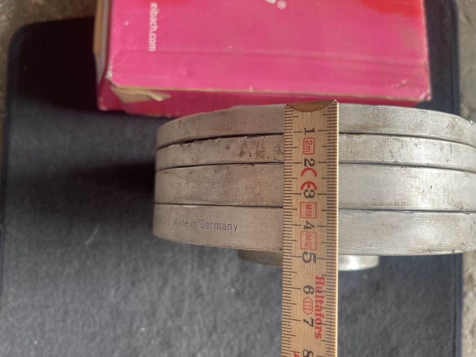 Vário materia BMW Serie1