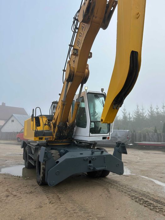 Liebherr A 914 B koparka przeładunkowa 2005 r. 112 kW chwytak