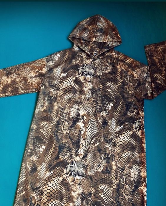 Платье трикотаж с капюшоном большого размера 54-60.