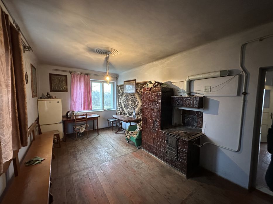 Продається будинок (40 км від Львова)