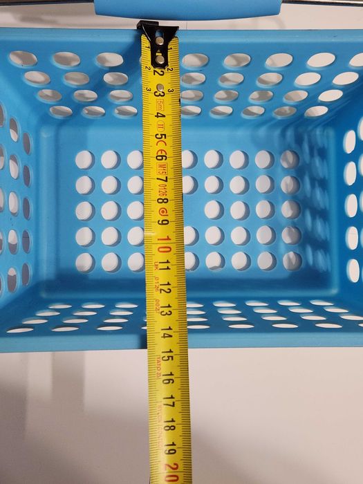 Koszyk plastikowy niebieski z metalową rączką -> 22 x 15 cm -> organizer