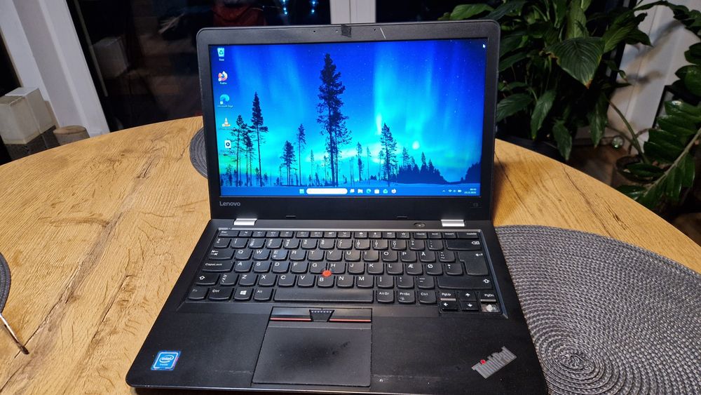 Lenovo Thinkpad  13