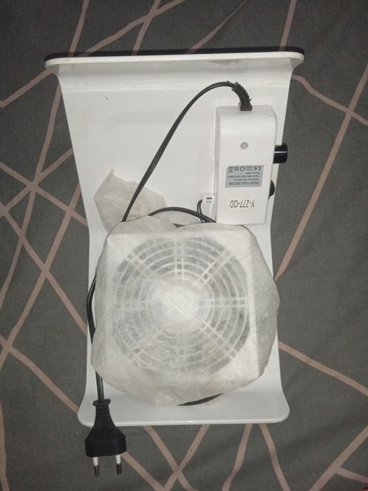 Вытяжка для маникюра