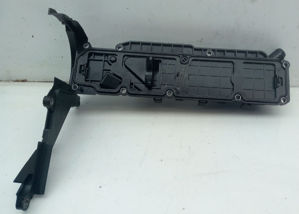 Tampa das válvulas PEUGEOT 308 II