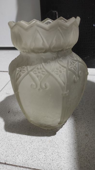 Abajur de vidro grosso