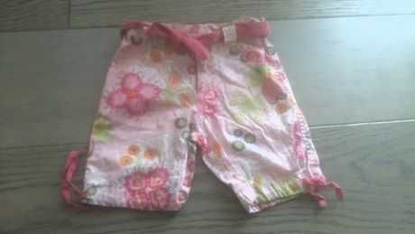 dwie sztuki krótkie spodenki 3-6 miesięcy 62 68 dziewczynka