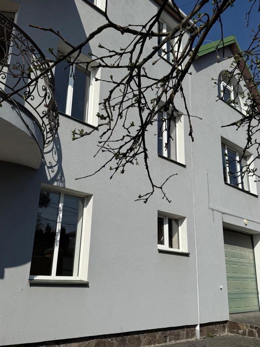 Окремостоячий будинок під бізнес,м Львів,сихівський район