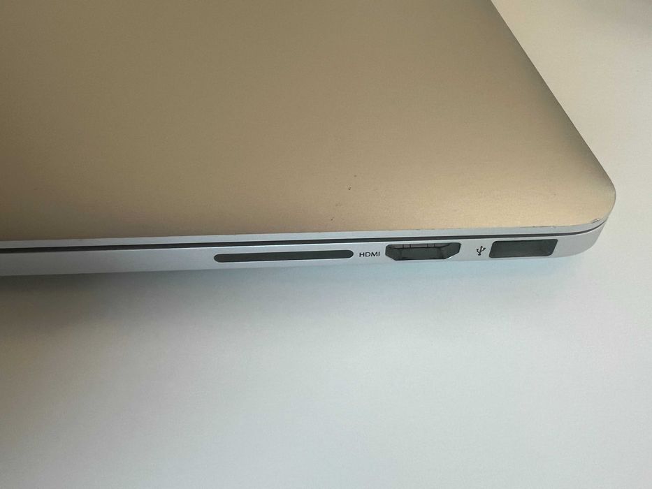 MacBook Pro Retina 15 A1398 z nową baterią