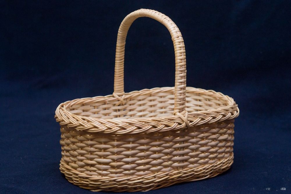 Великодні кошики з лози корзины для Пасхи