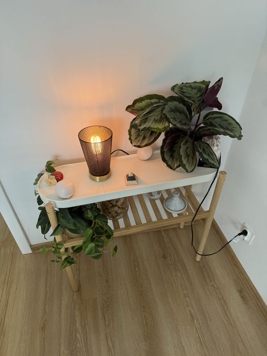Industrialna lampka z żarówką