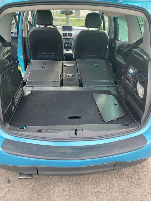 Продаж Opel Meriva 2010