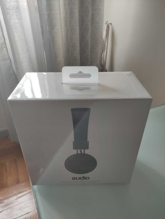 Sudio Regent II Headphones and Scientific Calculators64751293068801123