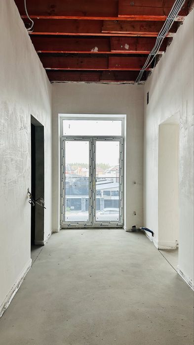 Якісний будинок з чистовою стяжкою та штукатуркою. Газ!Межує з лісом