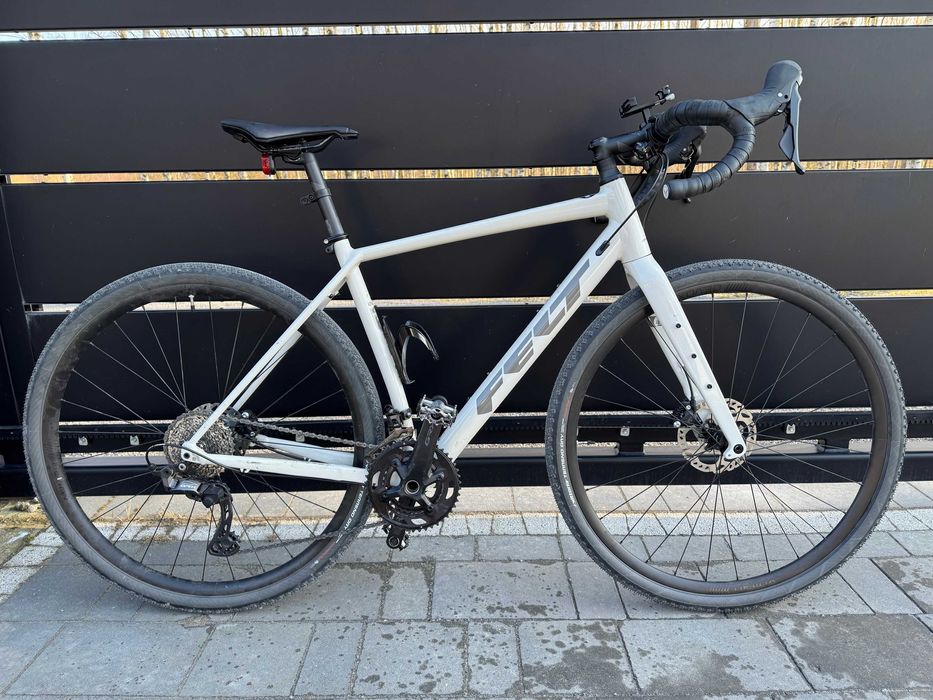 Rower gravel FELT Breed 30 rozmiar M54 GRX mały przebieg