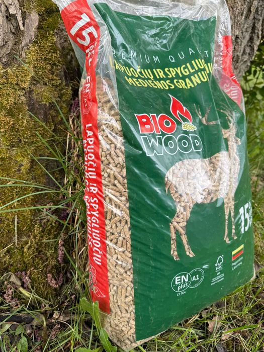 Pellet  drzewny Sosnowy A1 EN Plus Fi  6 mm