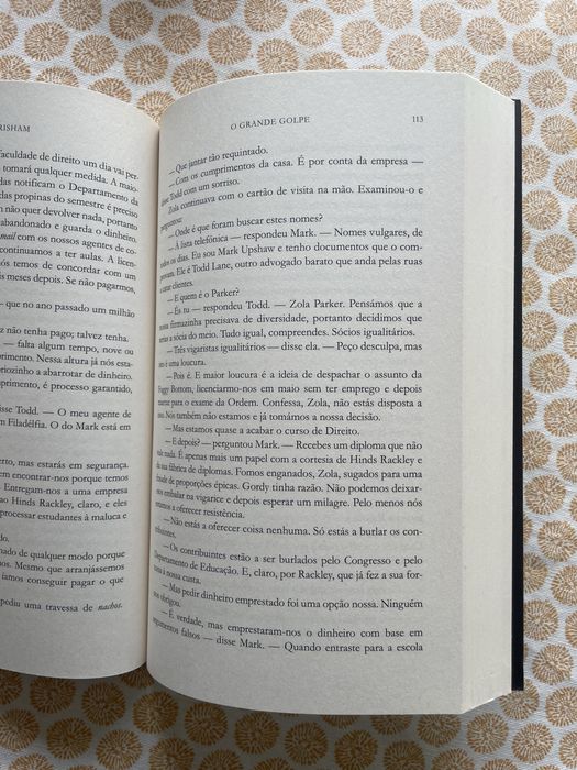 John Grisham e Ken Follet - Livros seminovos